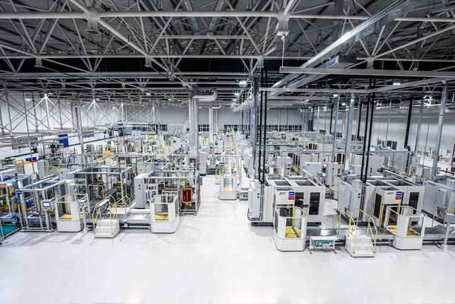 智能微米工廠加持，星越L雷神Hi·X油電混動(dòng)版開(kāi)啟預(yù)售